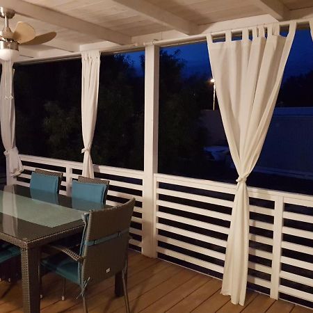 Mobile Home Pearl Of Murter Jezera Zewnętrze zdjęcie