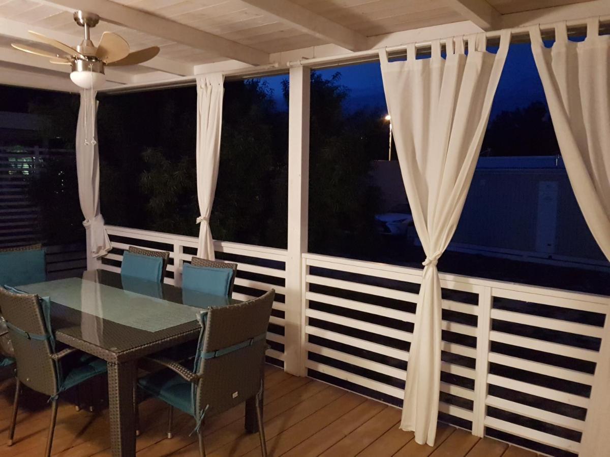 Mobile Home Pearl Of Murter Jezera Zewnętrze zdjęcie